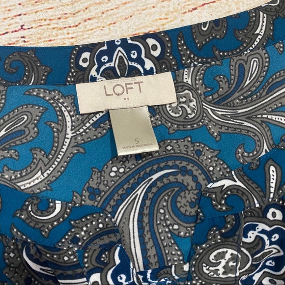 👚Ann Taylor LOFT Paisley Blouse - Picture 3 of 5